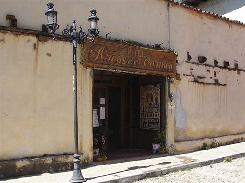 Hotel Arcos Del Carmen San Cristóbal de Las Casas Eksteriør bilde